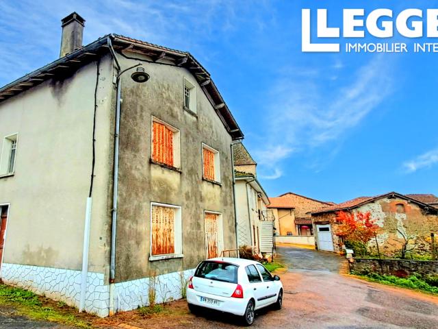 Maison vente à Confolens, Saulgond
