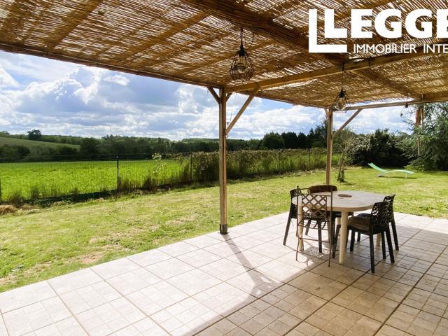 Maison vente à Saint-Amand-Montrond, Saulzais-le-potier