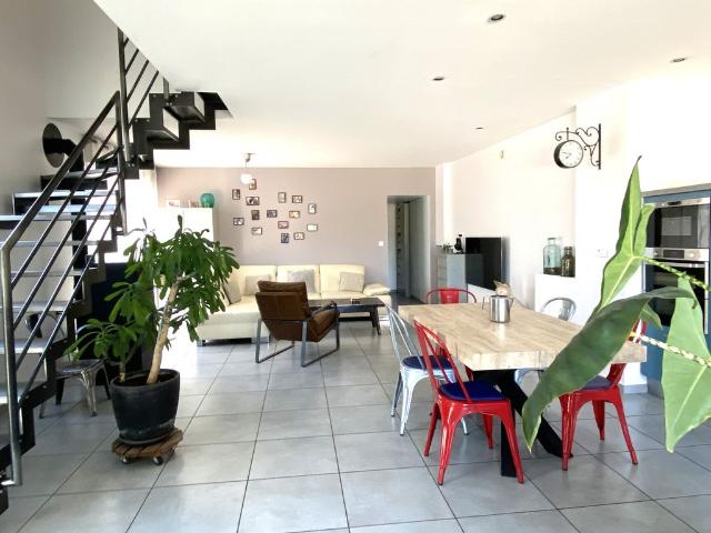 Maison vente à Villefranche-sur-Saône, Rhône