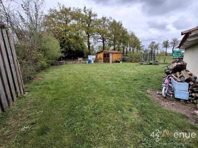 Maison vente à Montbrison, Précieux