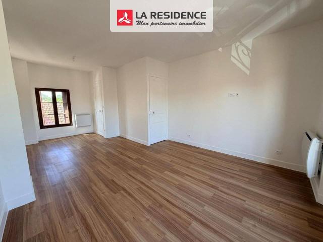 Maison location à Thiverval, Thiverval-Grignon