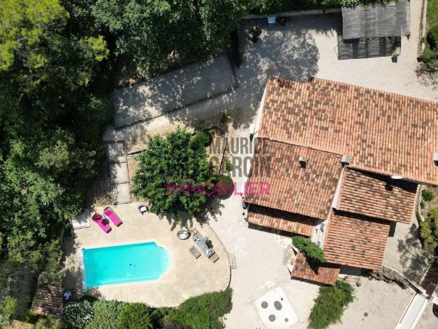Maison vente à Apt, Ménerbes