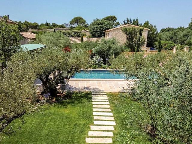 Maison location à Arles, Eygalières