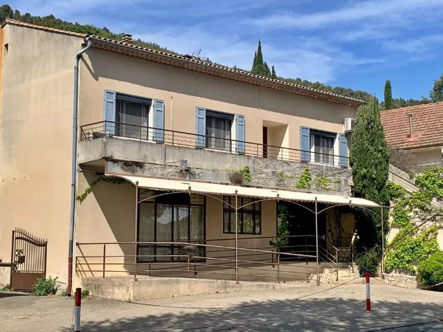 Maison vente à Carpentras, Beaumes-de-venise