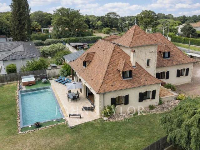 Maison vente à Bordeaux, Carbon-blanc