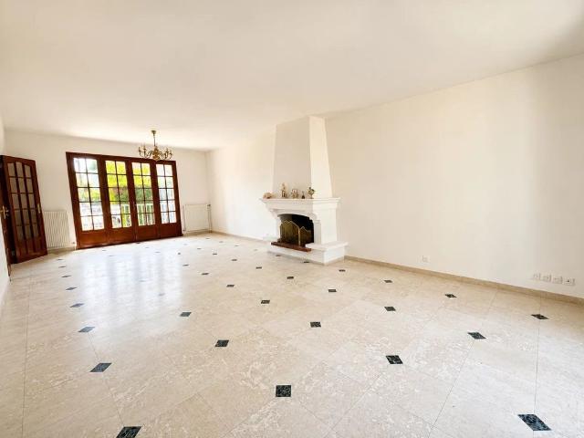 Maison vente à Créteil, Le Plessis-trévise