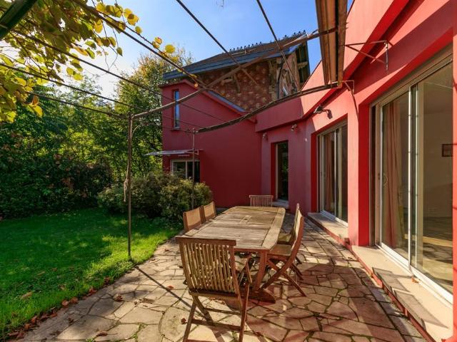 Maison vente à Nanterre, Saint-cloud