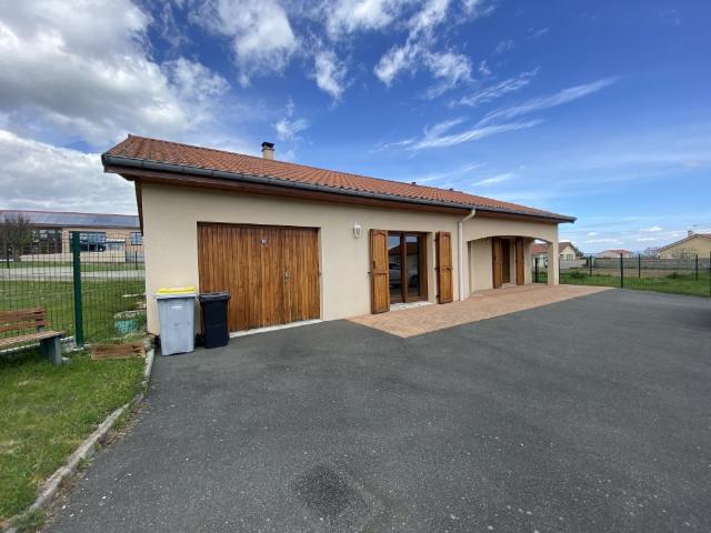 Maison location à Hérieux, Essertines-en-Châtelneuf