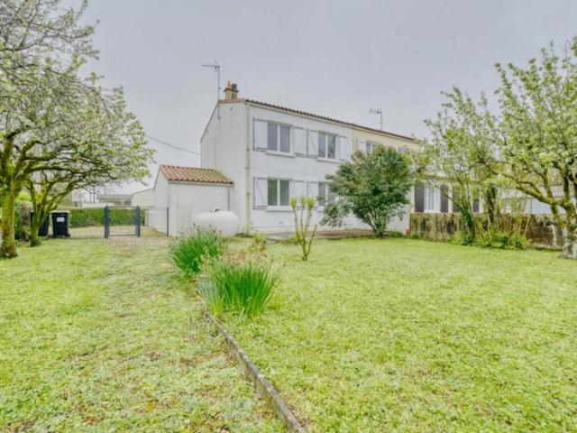 Maison vente à Rochefort, Saint-georges-du-bois