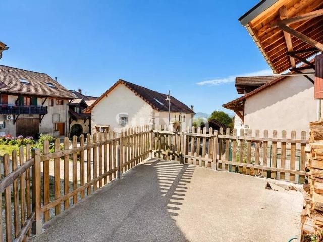 Maison vente à Saint-Julien-en-Genevois, Cernex
