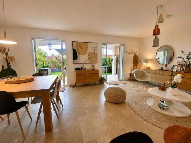 Maison vente à Forcalquier, Le Castellet