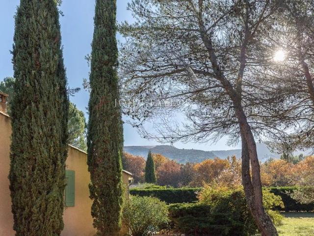 Maison vente à Apt, Ménerbes