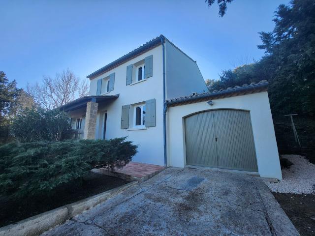 Maison vente à Nîmes, Montaren-et-saint-médiers