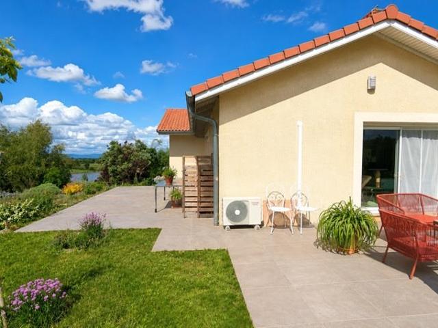 Maison vente à Vienne, Tramolé