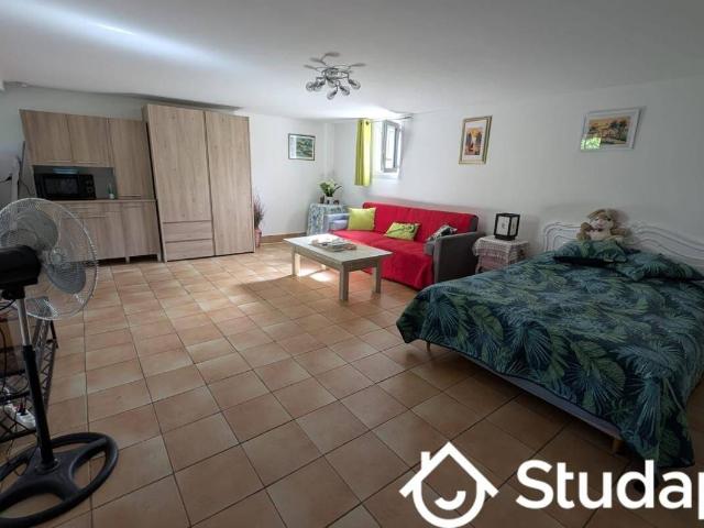 Studio location à Charpieu, Décines-Charpieu