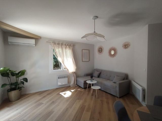 Maison location à Nîmes, Villeneuve-lès-avignon