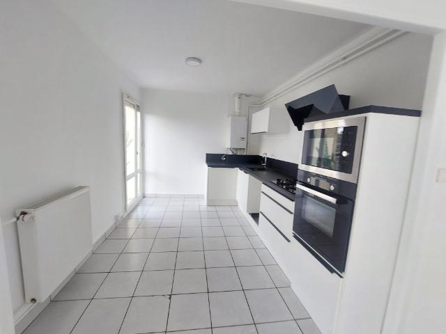 Maison location à Saint-Cyprien, Loire
