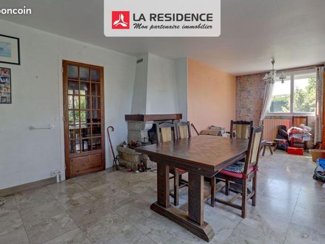 Maison vente à Saint-Germain-en-Laye, Carrières-sous-poissy