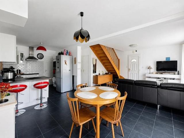 Maison vente à Saint-André-le-Gaz, Isère