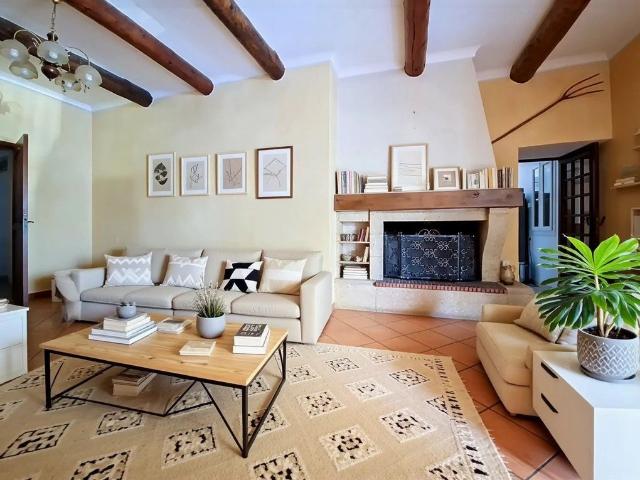 Maison vente à Aix-en-Provence, Le Tholonet