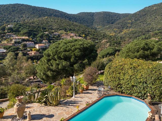 Maison vente à Arrondissement de Toulon, Le Lavandou