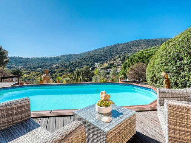Maison vente à Arrondissement de Toulon, Le Lavandou