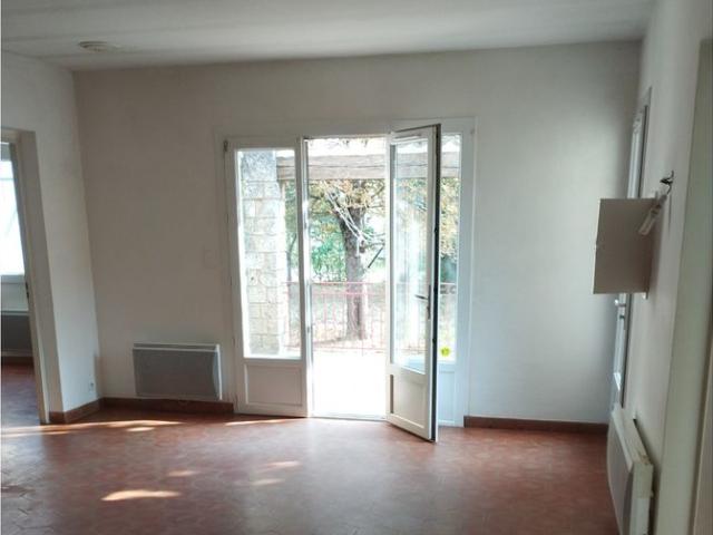 Maison location à Brignoles, Villecroze