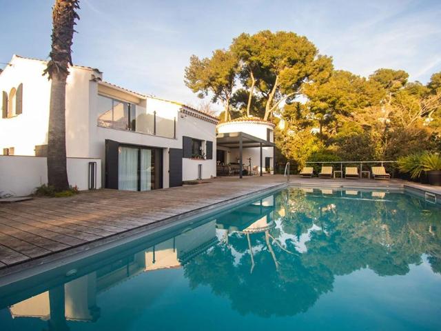 Maison location à Arrondissement de Toulon, Carqueiranne