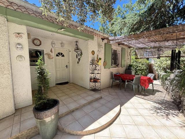 Maison vente à Arrondissement de Draguignan, Figanières