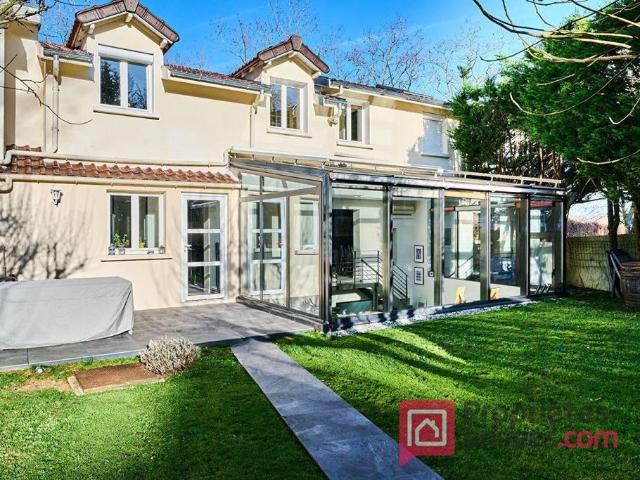 Maison vente à Nanterre, Vaucresson
