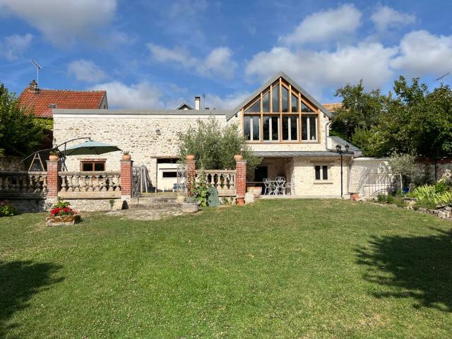 Maison location à Saint-Germain-en-Laye, Crespières
