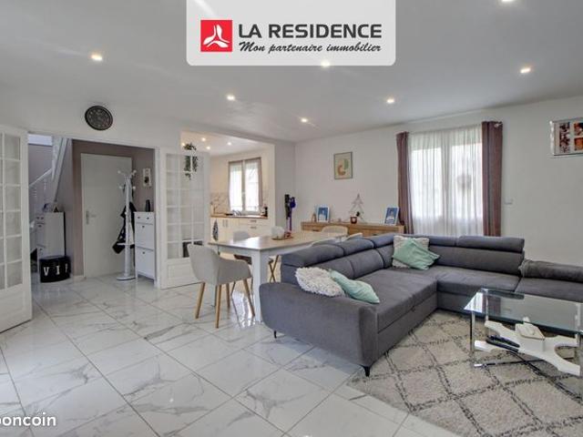 Maison vente à La Chapelle-Longueville, Eure