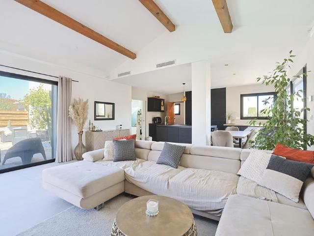 Maison vente à Arrondissement de Toulon, La Crau