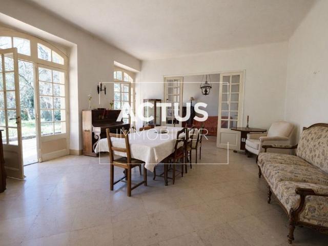 Maison vente à Aix-en-Provence, Lamanon
