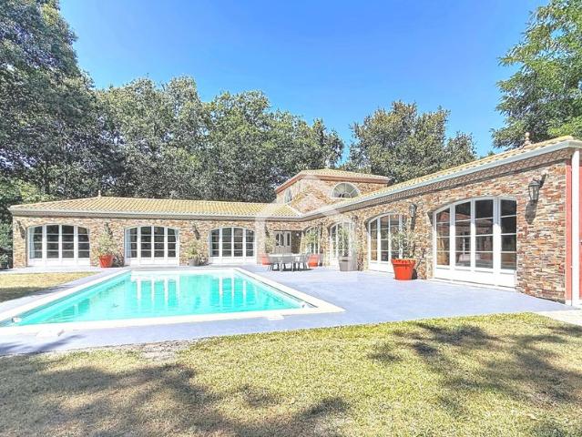 Maison vente à Bordeaux, Le Pian-médoc