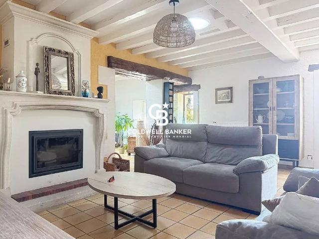 Maison vente à Cognac, Saint-fort-sur-le-né