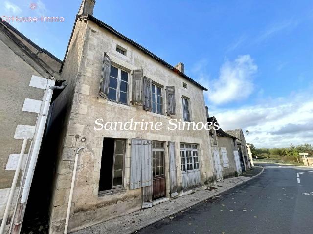 Maison vente à Montmorillon, Saint-léomer