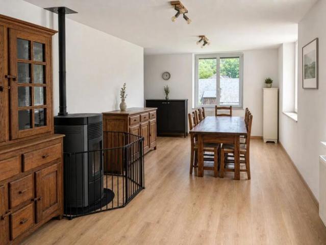 Maison vente à Issoire, Singles