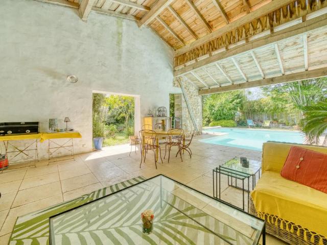 Maison vente à Saintes, Nouvelle-Aquitaine