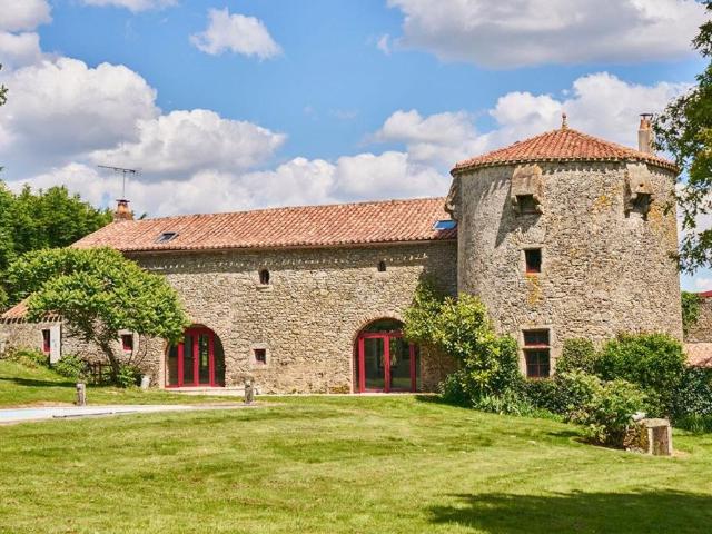 Maison vente à La Roche-sur-Yon, La Gaubretière