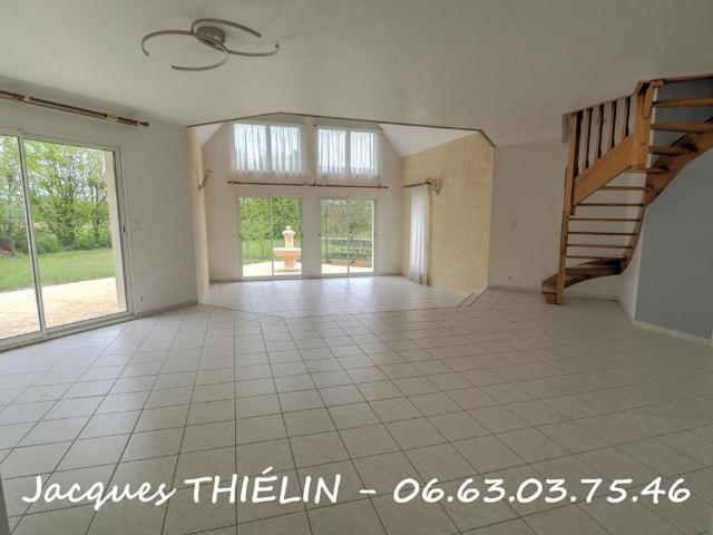 Maison vente à Saumur, Longué-jumelles