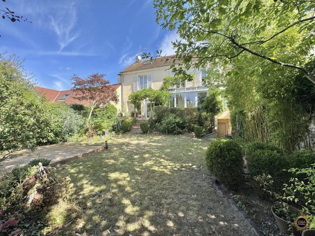 Maison vente à Versailles, Noisy-le-roi