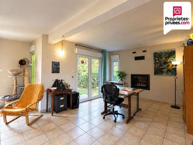 Maison vente à Yvré-l'Évêque, Sarthe