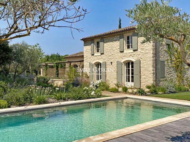 Maison vente à Arles, Eygalières