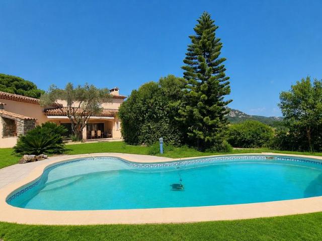 Maison vente à Arrondissement de Toulon, La Crau