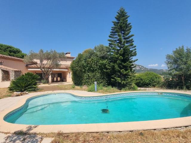 Maison vente à Arrondissement de Toulon, La Crau