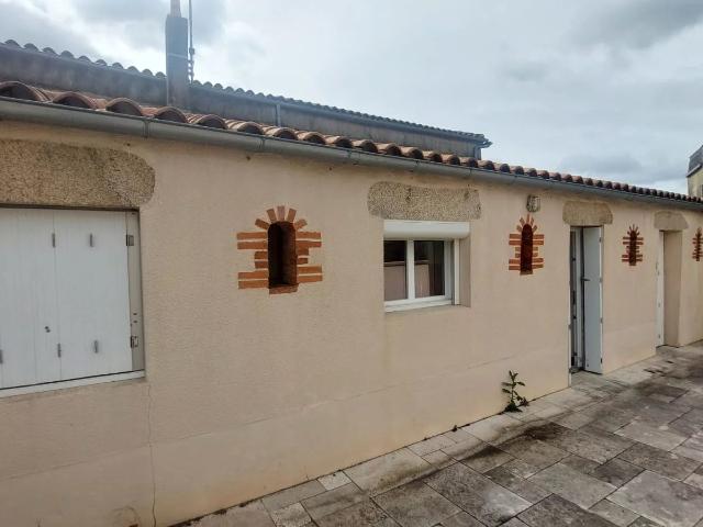 Maison vente à Fontenay-le-Comte, Saint-mesmin