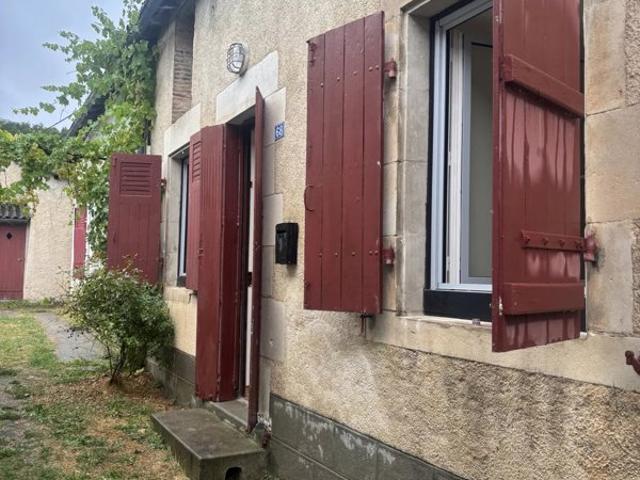 Maison vente à Montmorillon, Saulgé