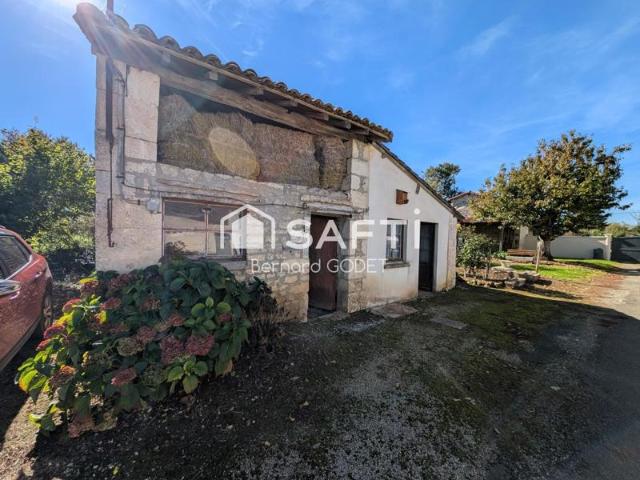 Maison vente à Confolens, Raix