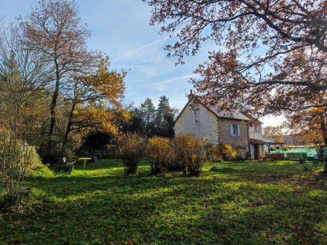 Maison vente à Château-Chinon (Ville), Saint-honoré-les-bains